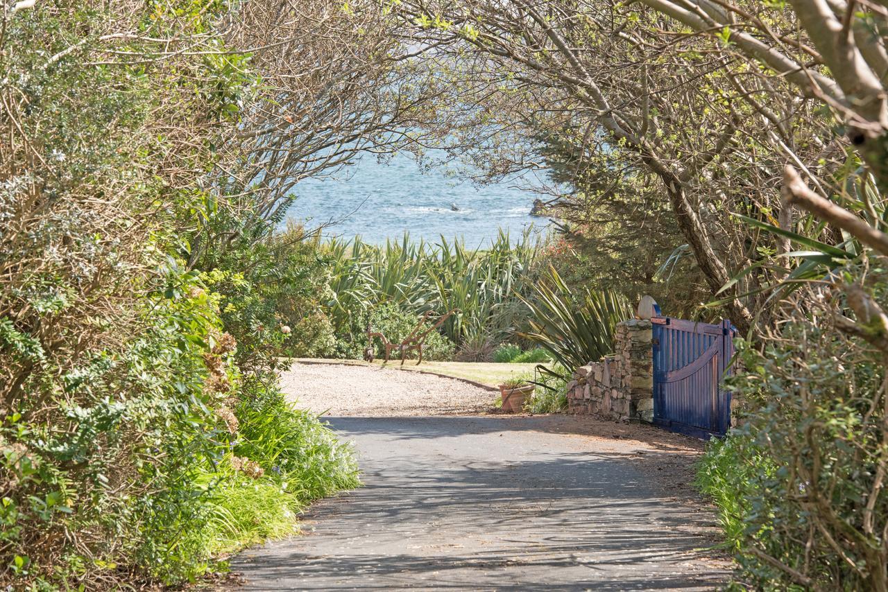 Dolphin Beach House Hotel คลิฟเดน ภายนอก รูปภาพ