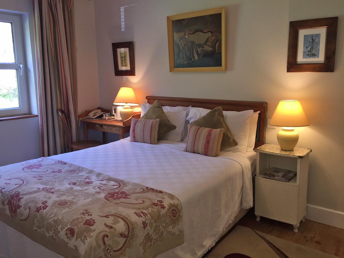 Dolphin Beach House Hotel คลิฟเดน ภายนอก รูปภาพ